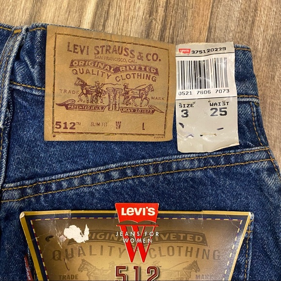 Vintage Levi’s 512 Red Tab high waisted denim shorts,  original tags attached - Picture 3 of 13